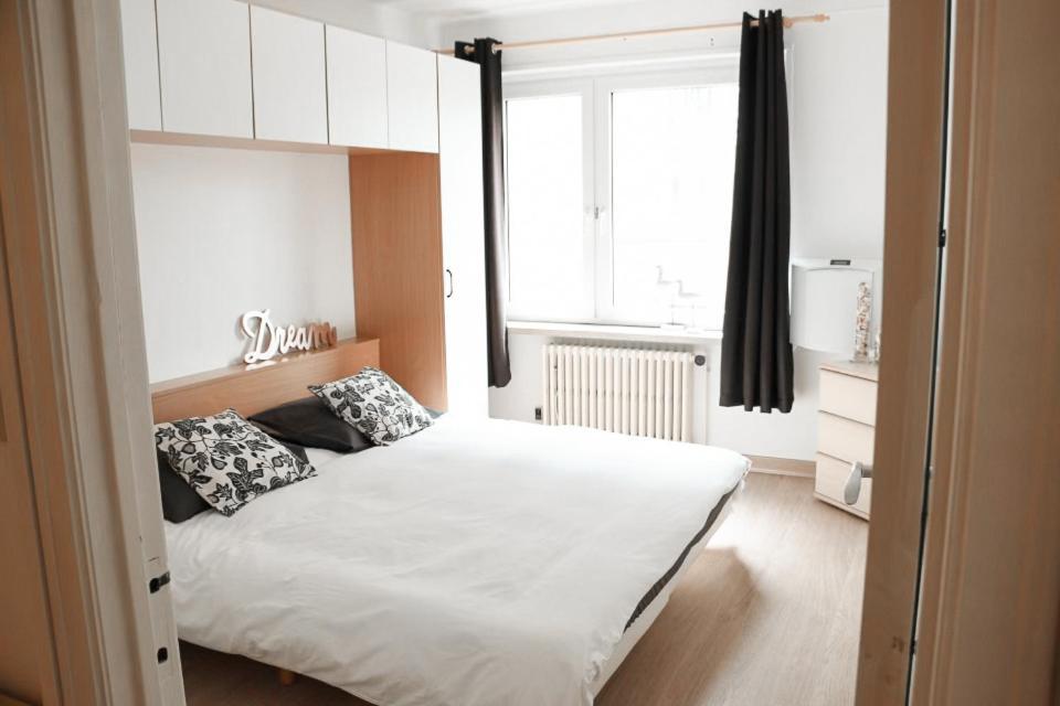 Zonnig & Gezellig Appartement Centrum Oostende Εξωτερικό φωτογραφία
